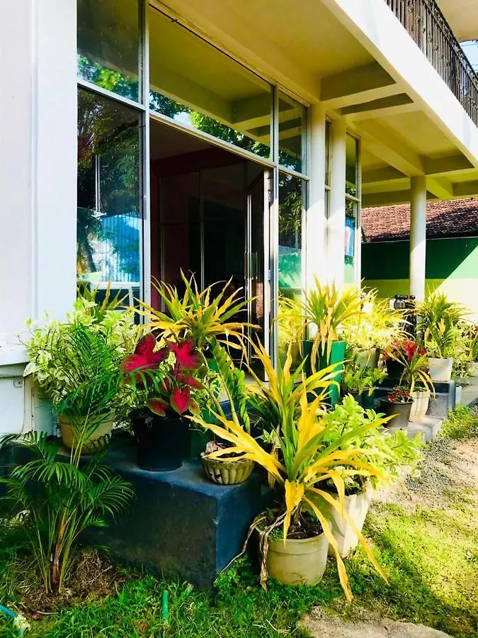 Araliya Hotel Gampaha