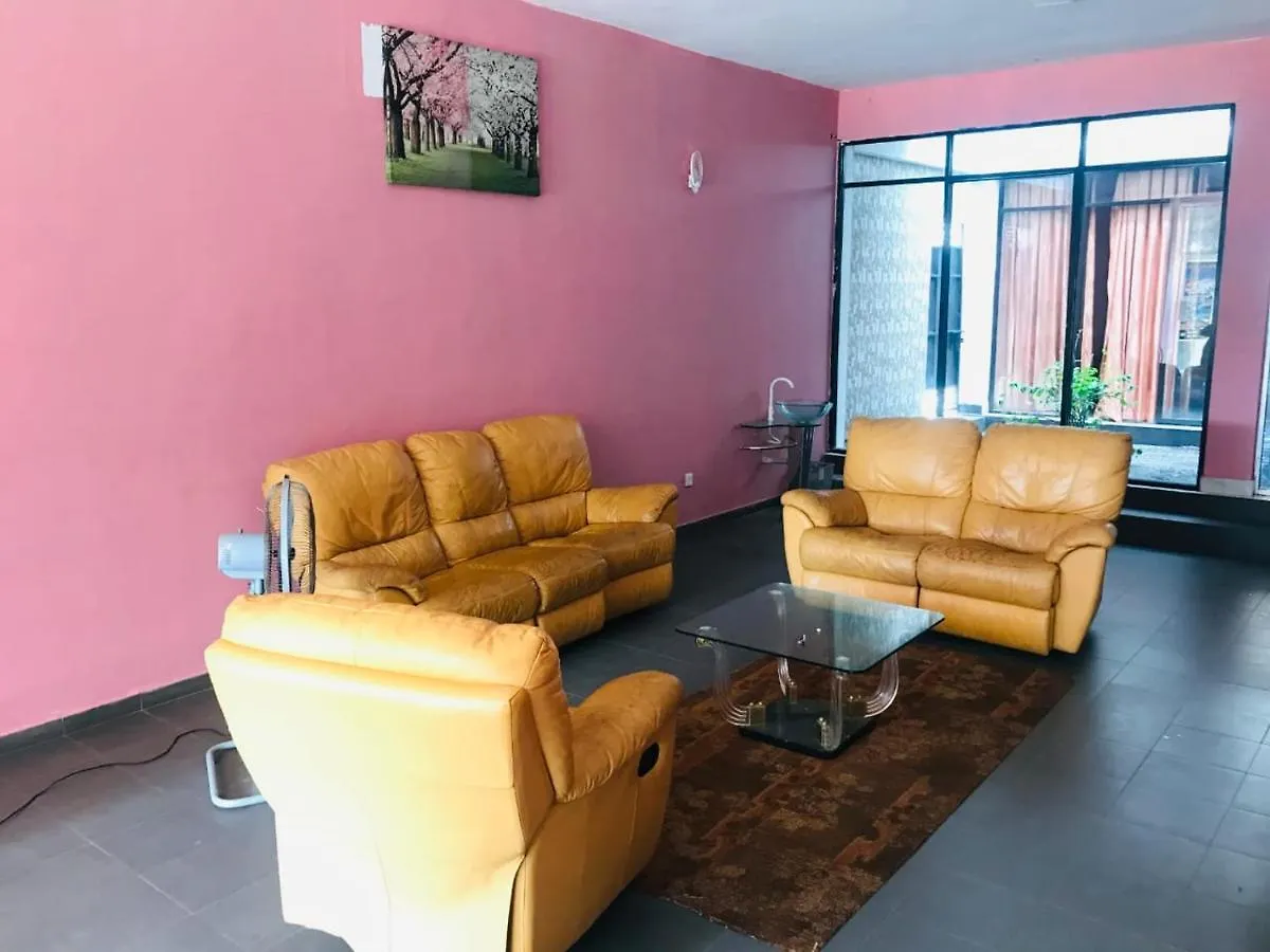 Araliya Hotel Gampaha 3*,